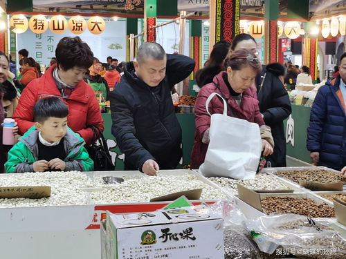 土洋結合引爆消費熱潮，四川年貨購物節休閑食品銷售迎首輪井噴